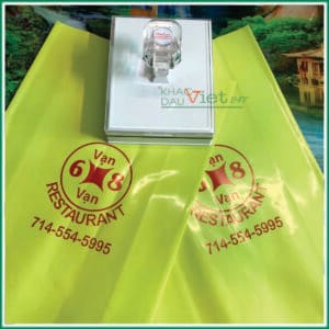 Con dấu in logo lên bao bì