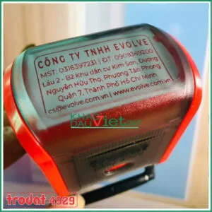 Dấu vuông 6 đến 8 dòng